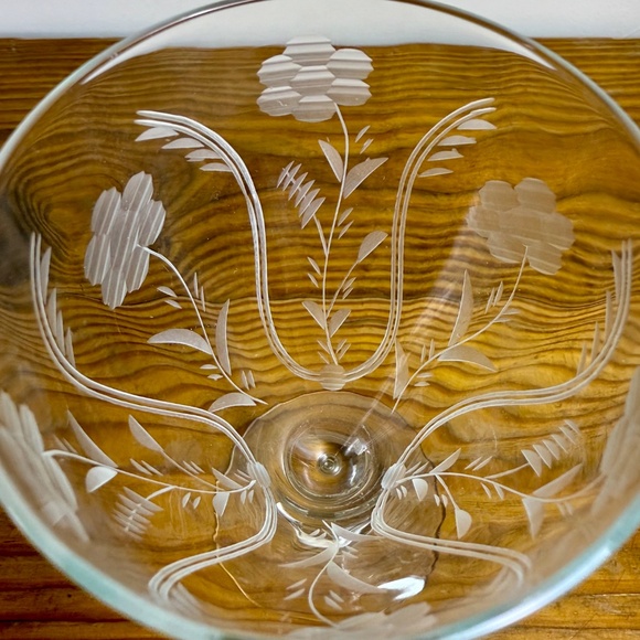 Vintage Etched Crystal Wine Glasses | Floral Cut Stemware | Set of 2 - Picture 7 of 11